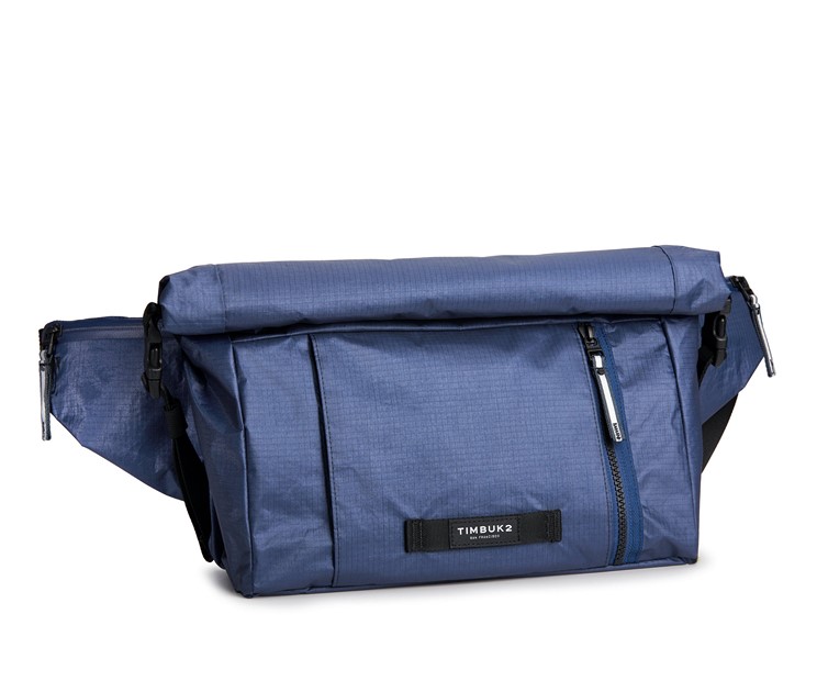 timbuk2 sling hold bag shut Flight Crossbody Timbuk2 Classic Messenger Bag S